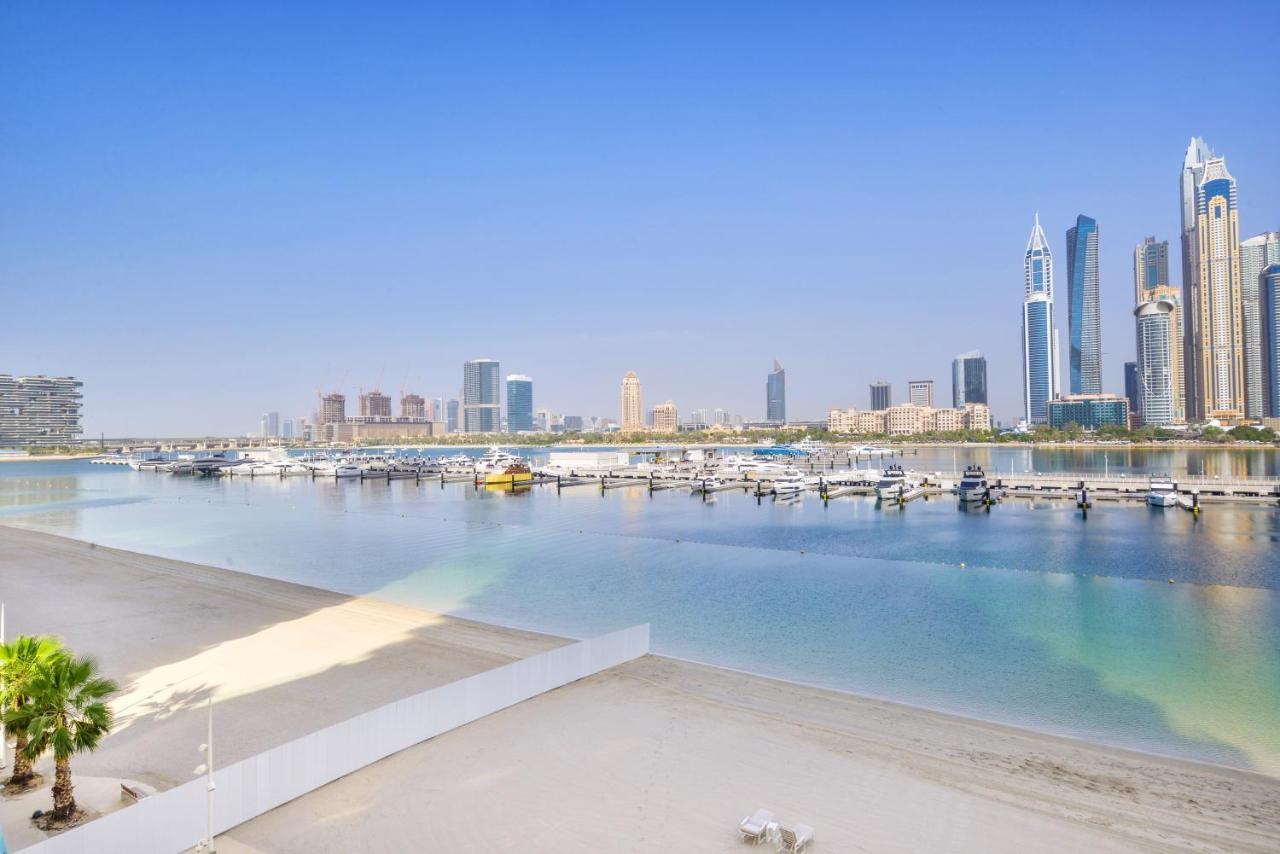 Ultra Luxury Emaar Beachfront - Private Beach And Pool Дубай Екстер'єр фото